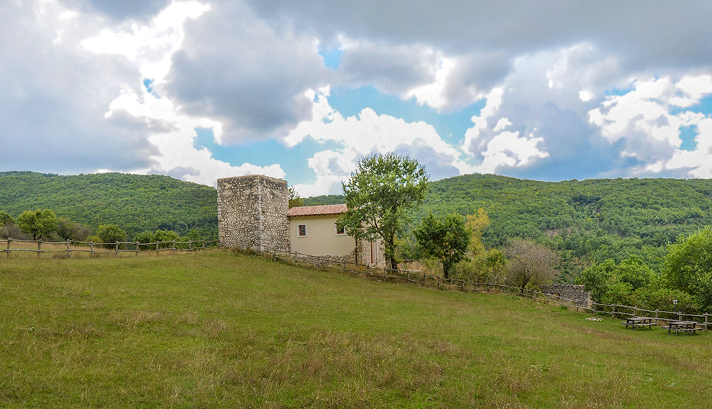 Panorama con chiesa