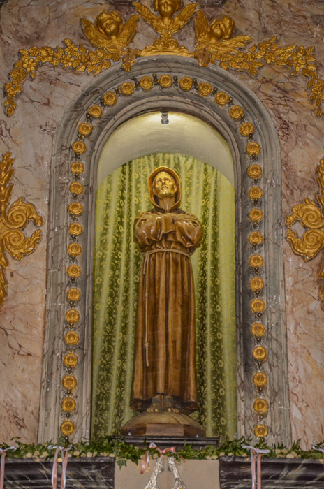 Statua di san francesco