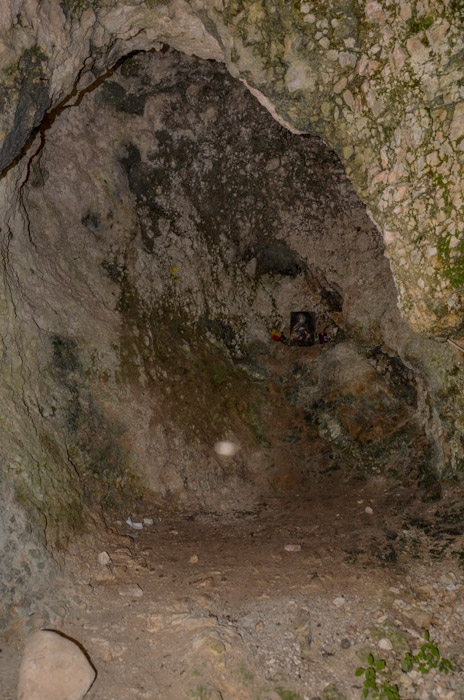 Dettaglio interno della grotta