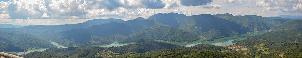 Panorama del lago del salto